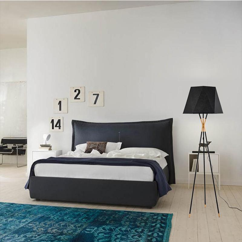 black-tripod-floor-lamp-anzaz--9