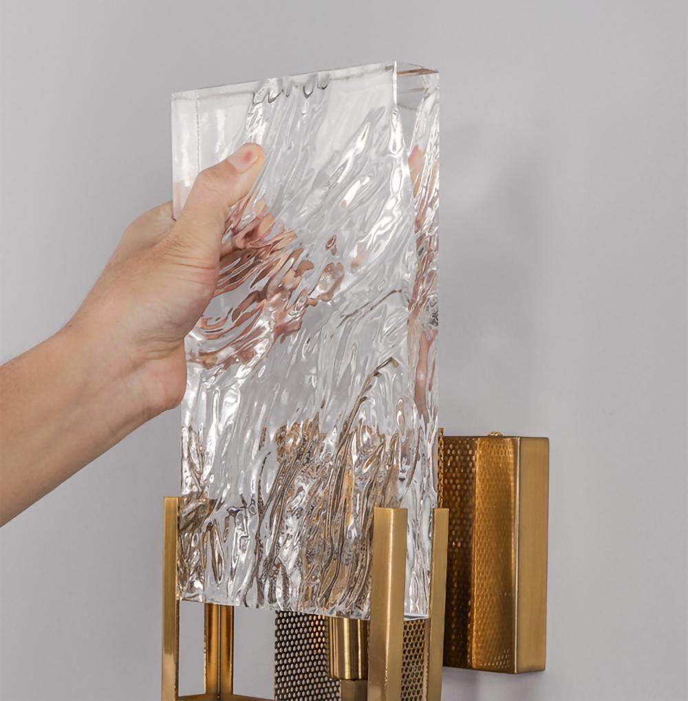 ice-crystal-wall-lamp-anzaz--6