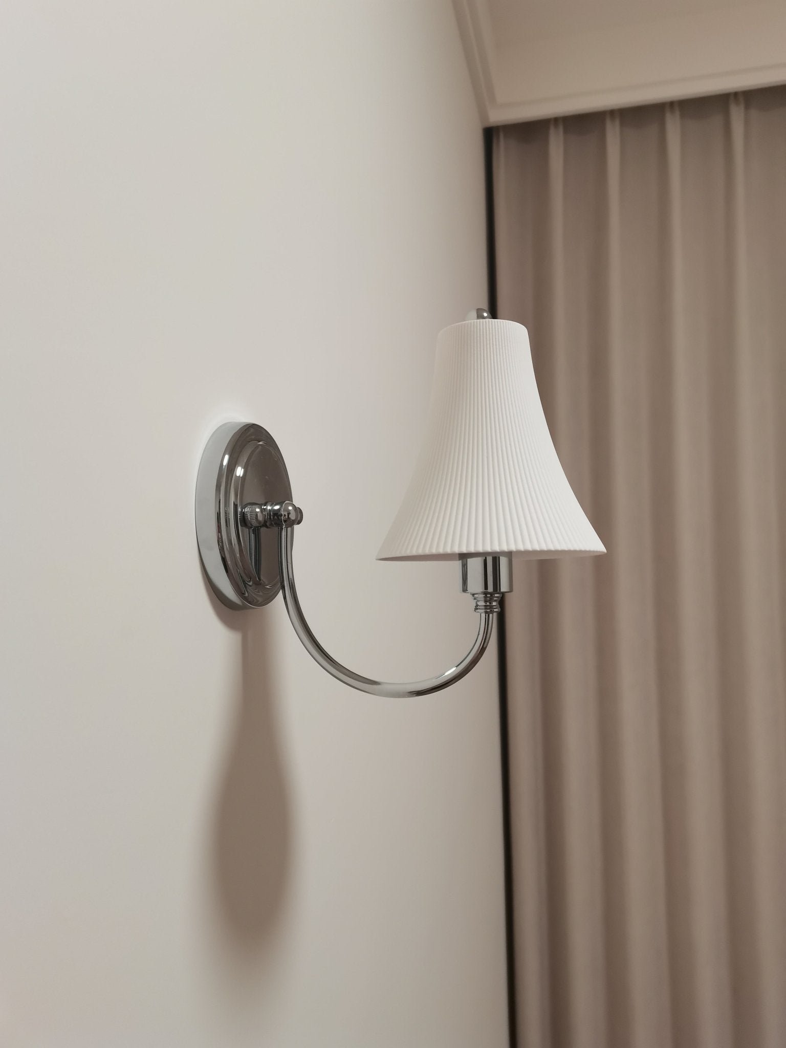 slim-waist-wall-sconce-anzaz--12
