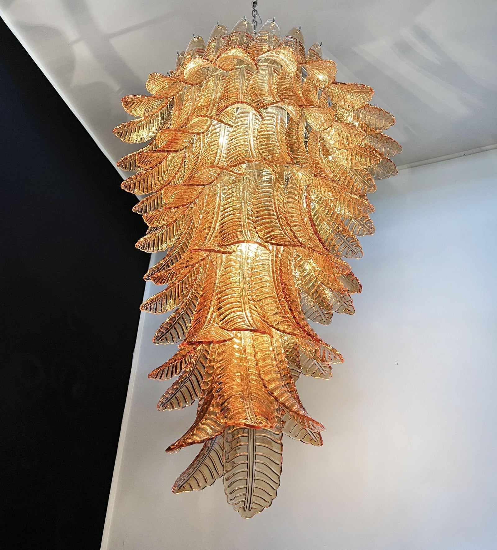 rosalind-murano-amber-chandelier-anzaz--14
