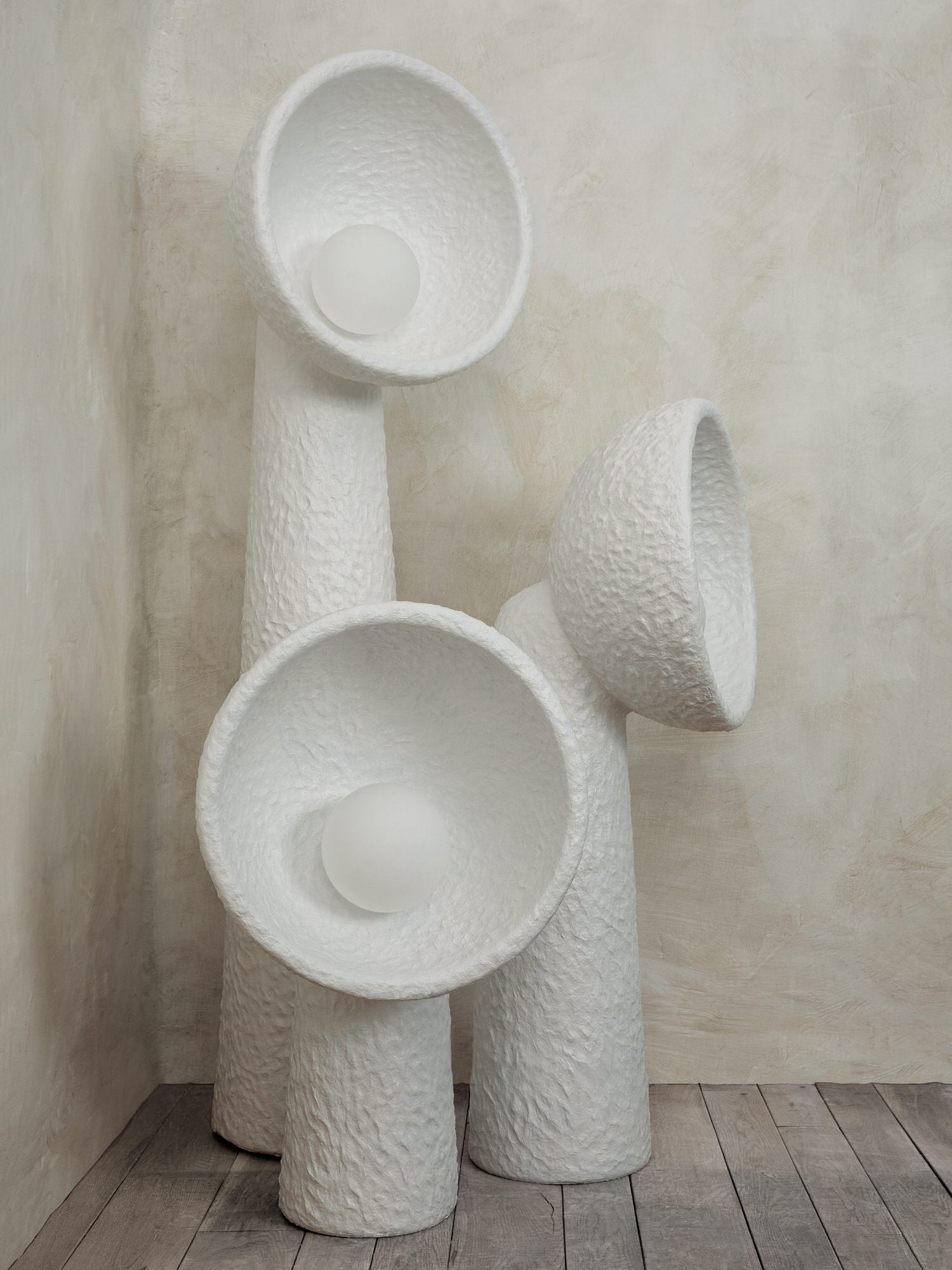 echo-sculptural-floor-lamp-anzaz--16