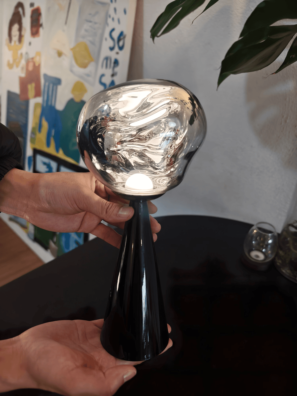 lava-rechargeable-table-lamp-anzaz-Silver-2
