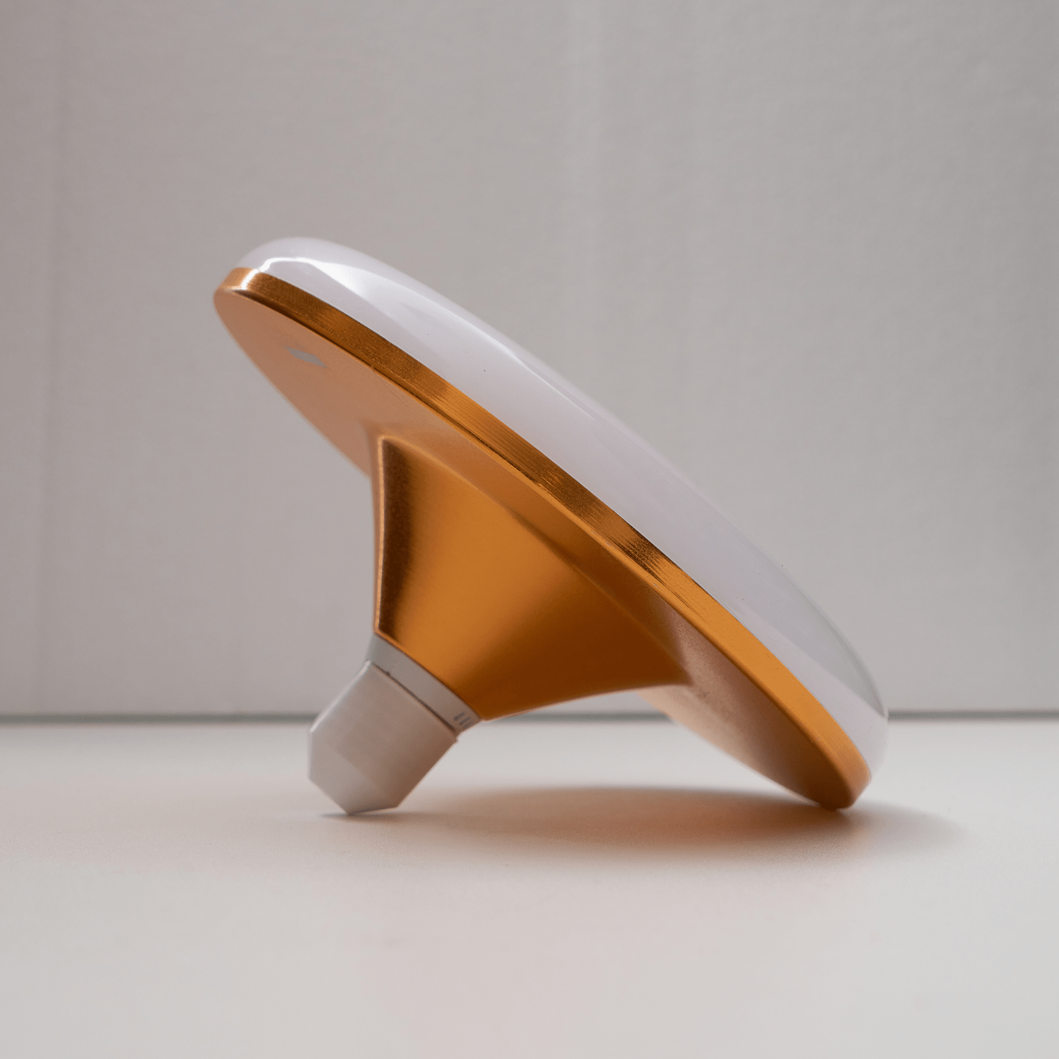 flying-saucer-light-bulb-anzaz--3