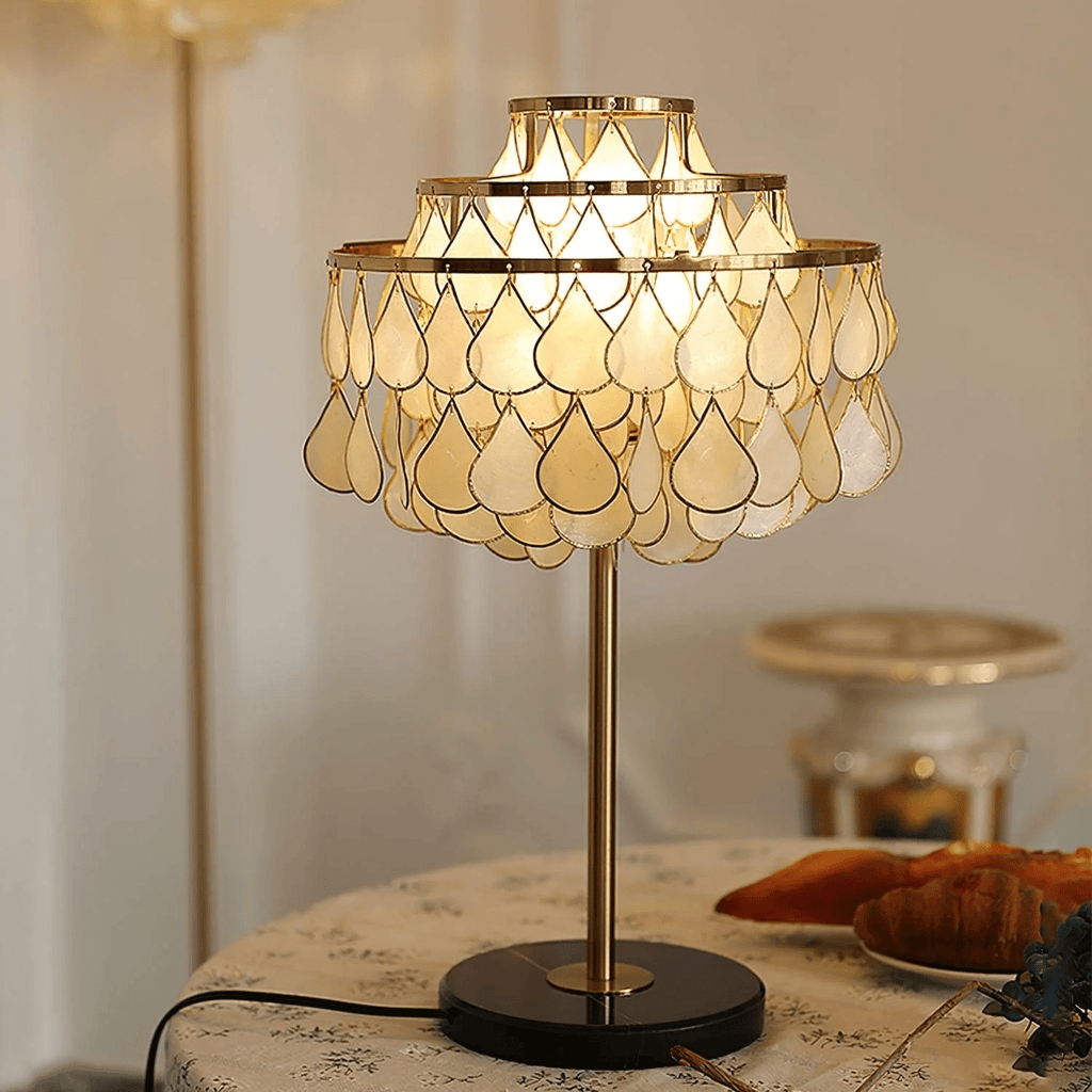 teardrops-shell-table-lamp-anzaz-White & Gold-4