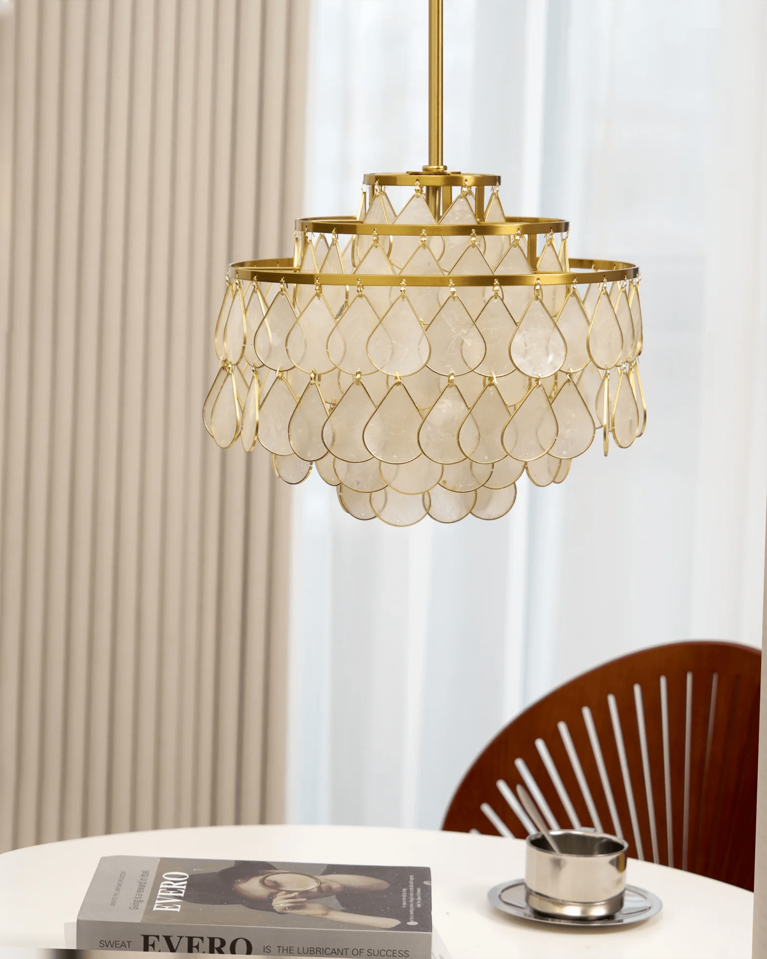 teardrops-shell-chandelier-anzaz--49
