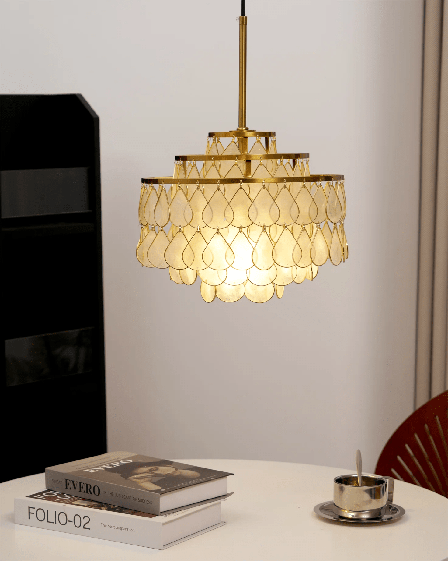 teardrops-shell-chandelier-anzaz--55