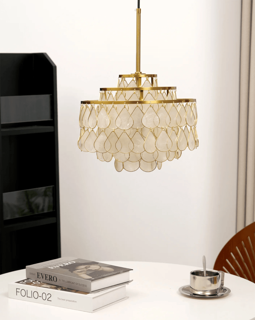 teardrops-shell-chandelier-anzaz--59