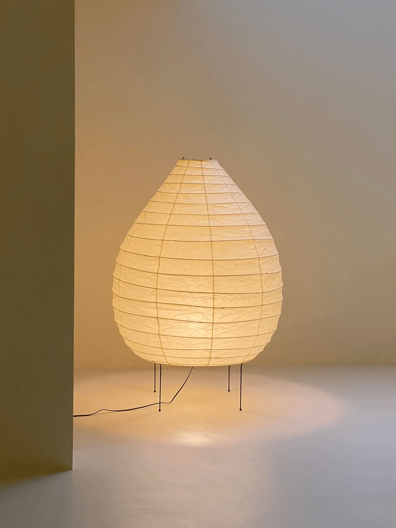 washi-paper-lantern-floor-lamp-anzaz--5