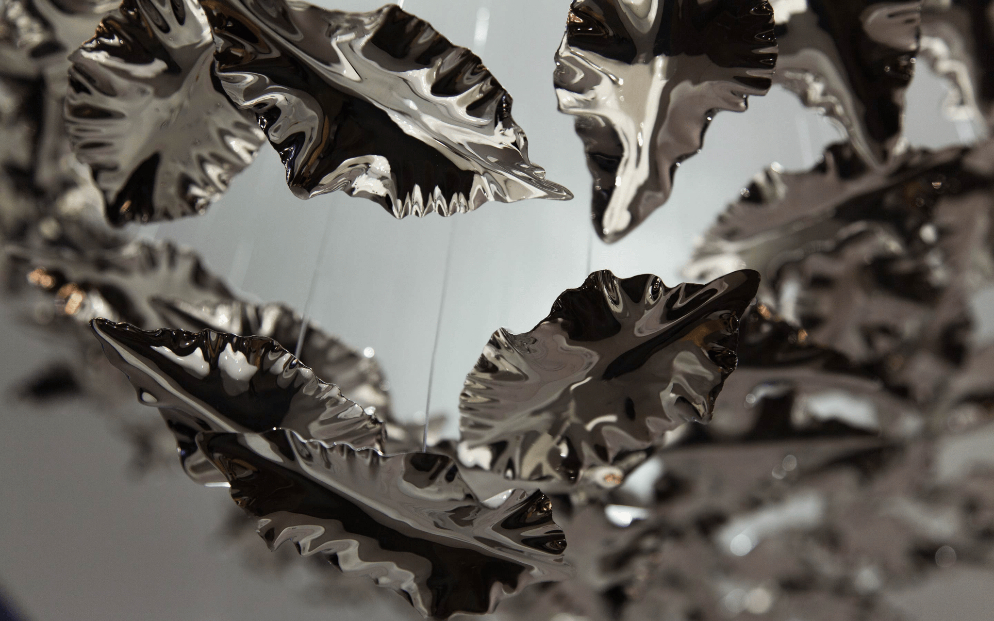 leaf-twisted-sculptural-chandelier-anzaz--39