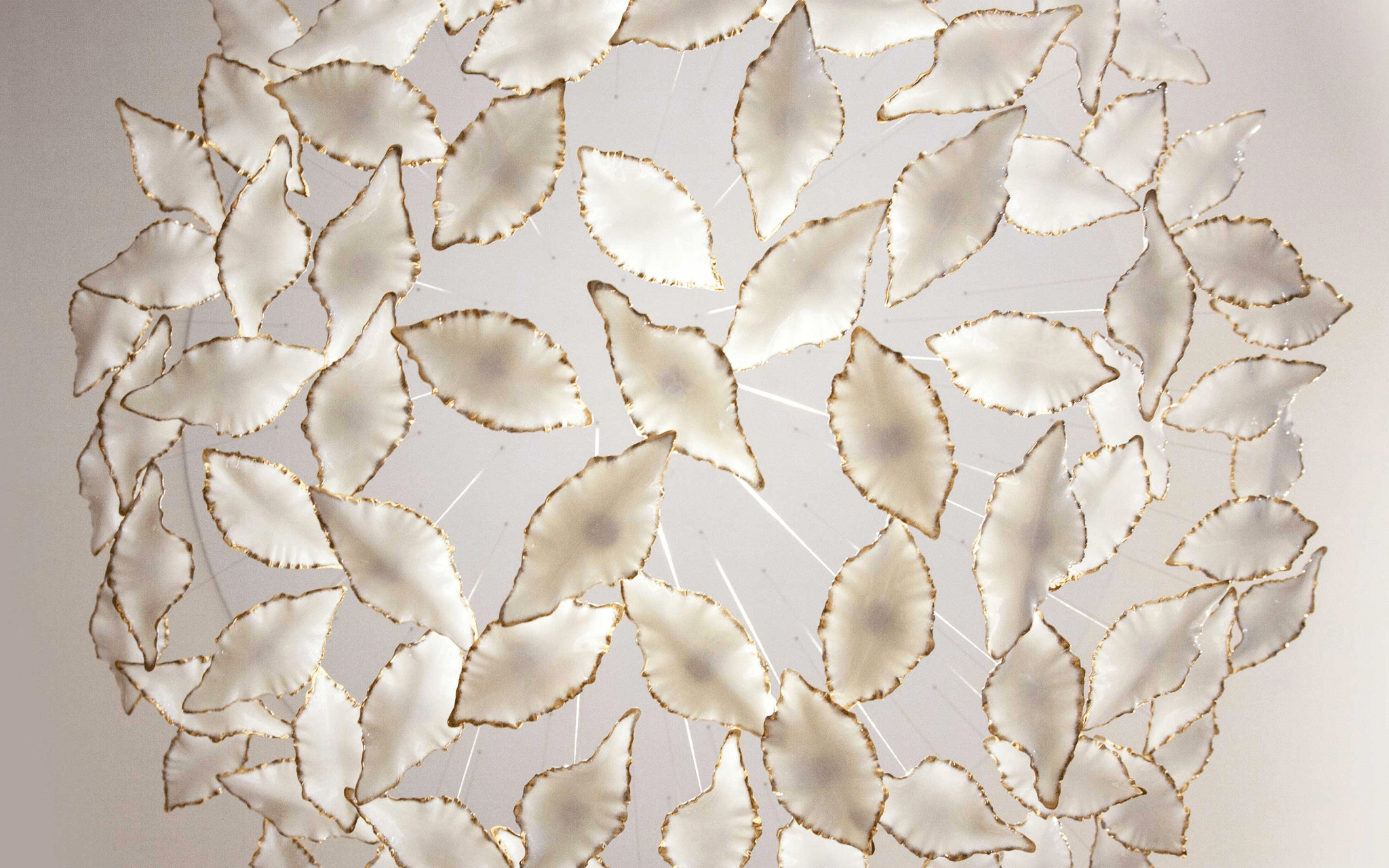 leaf-twisted-sculptural-chandelier-anzaz--40