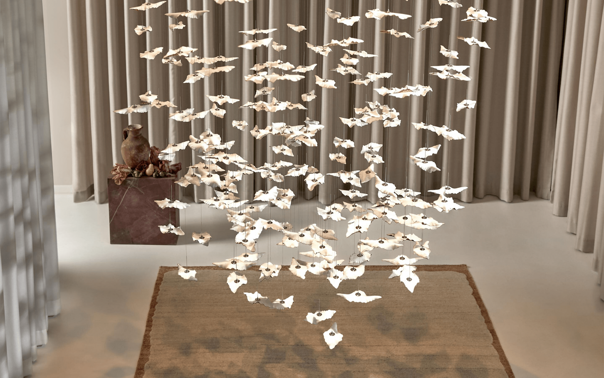 leaf-twisted-sculptural-chandelier-anzaz--35