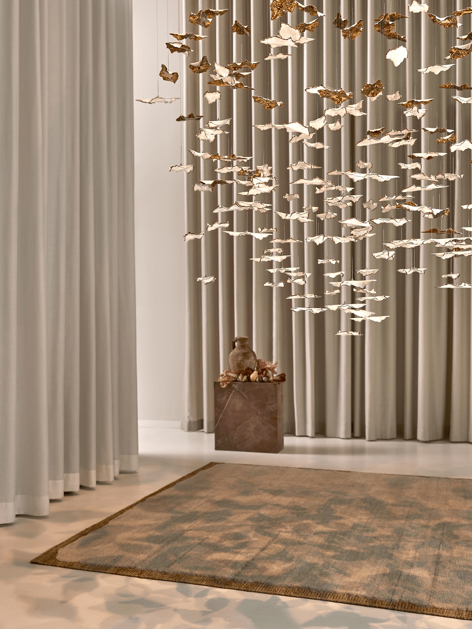 leaf-twisted-sculptural-chandelier-anzaz--20