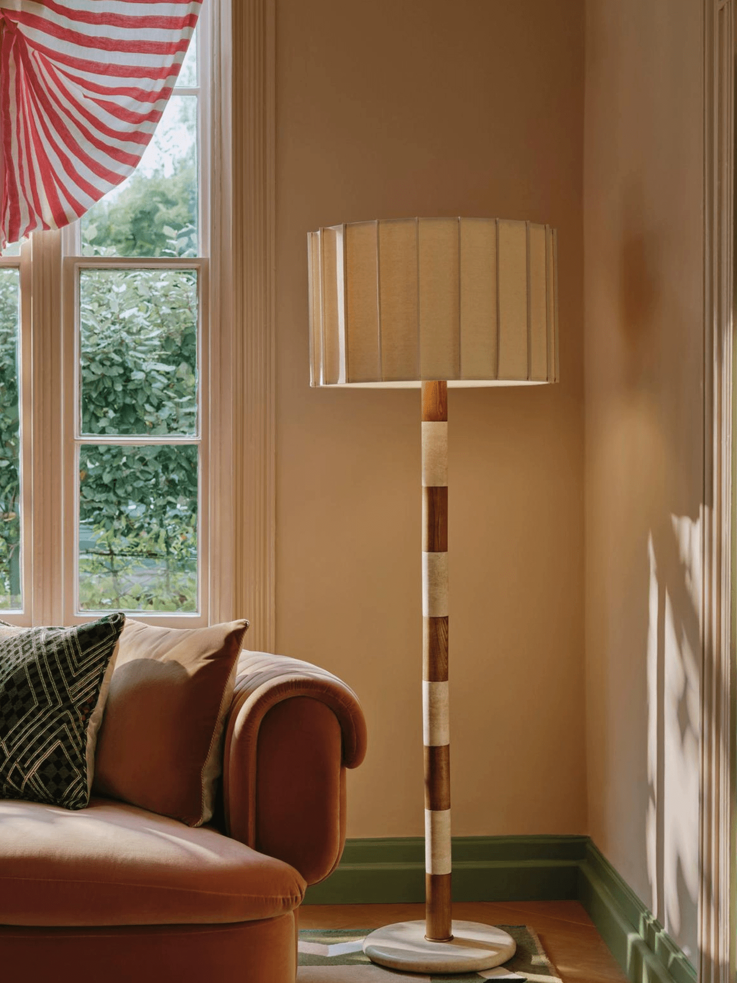 travertine-striped-floor-lamp-anzaz--9