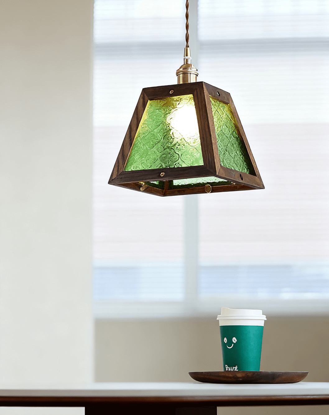 green-patterned-glass-pendant-light-anzaz--3