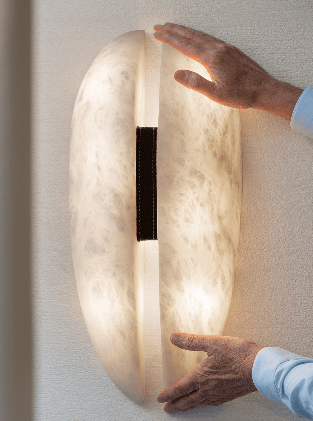 alabaster-veil-wall-sconce-anzaz--18