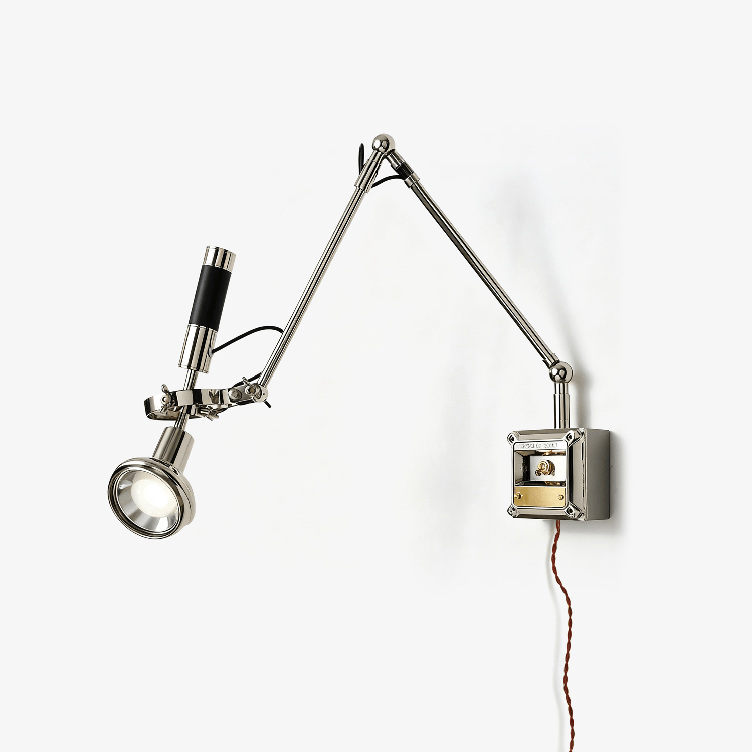 precision-beam-plug-in-wall-lamp-anzaz-Nickel-1