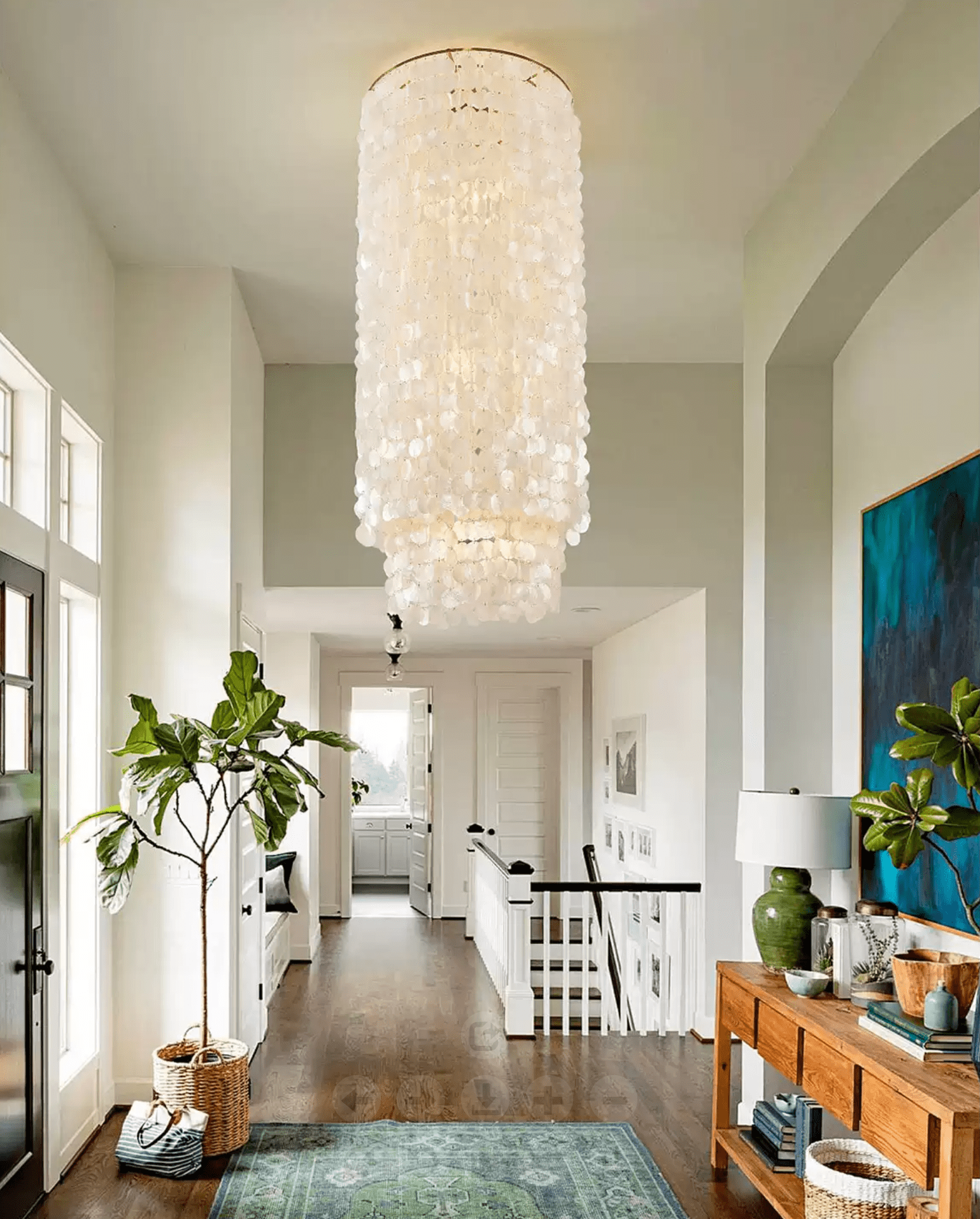 capelia-column-chandelier-anzaz--4