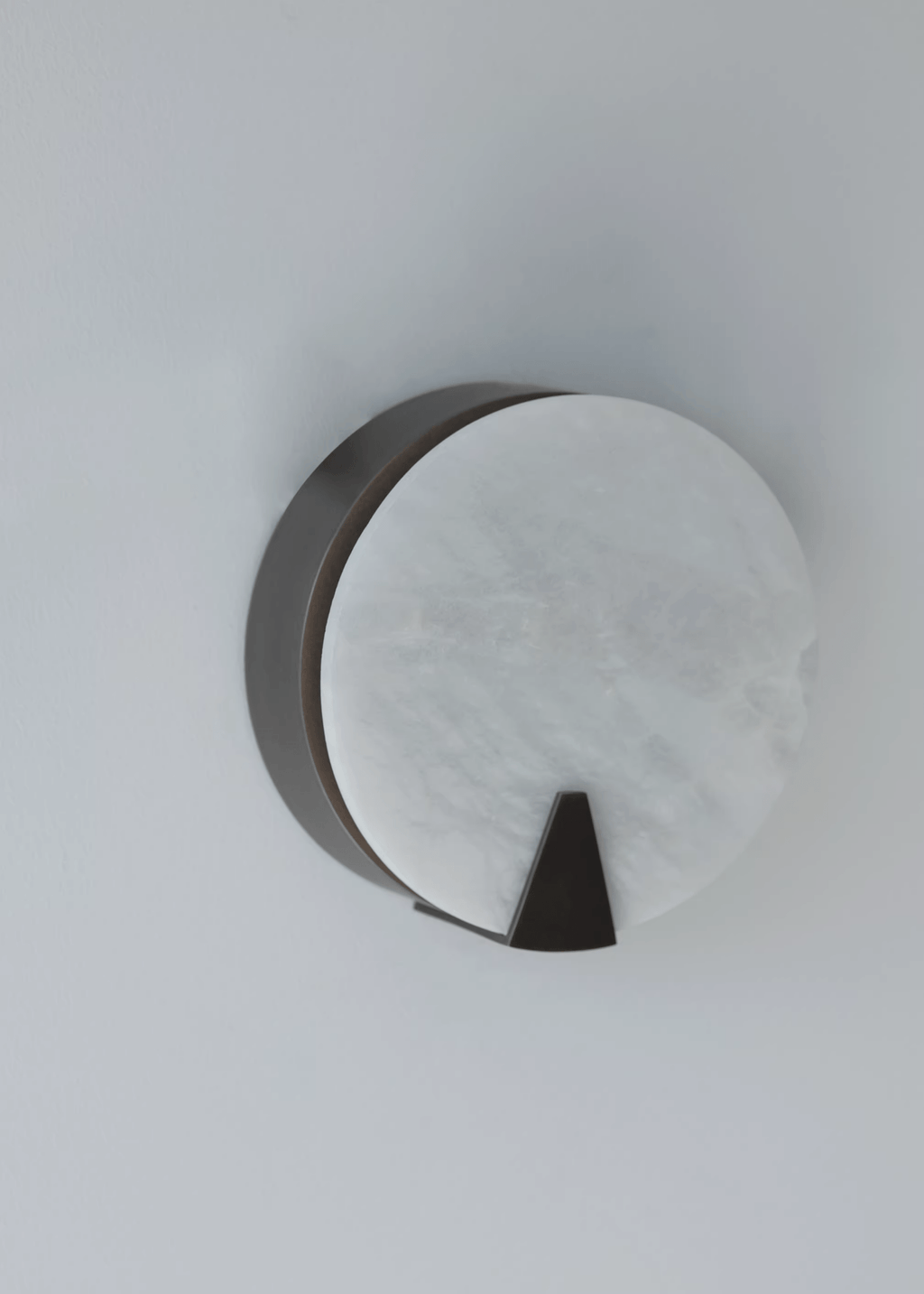 solaris-halo-alabaster-wall-light-anzaz--16