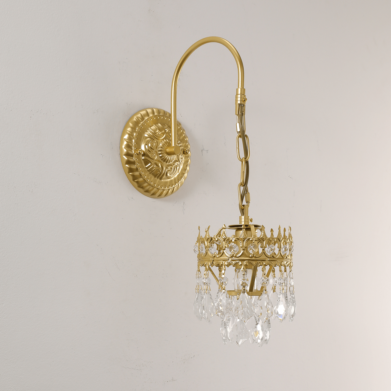 crystal-crown-sconce-anzaz--5