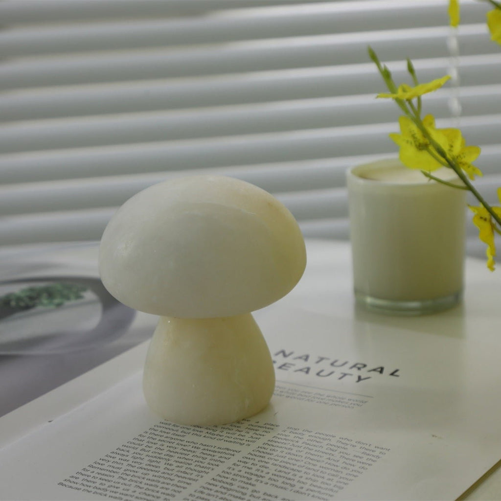 alabaster-mushroom-table-lamp-anzaz--37