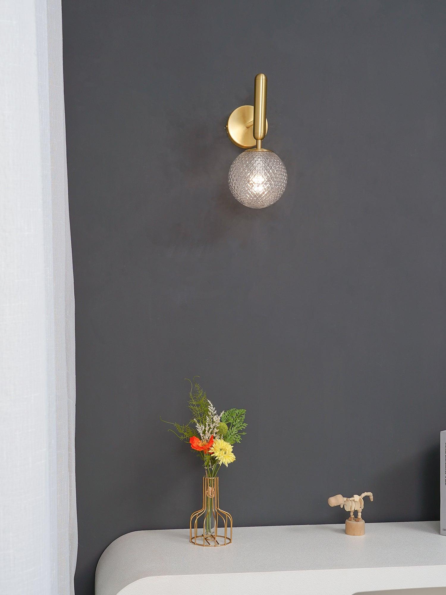nordica-plug-in-wall-lamp-anzaz-Brass-23