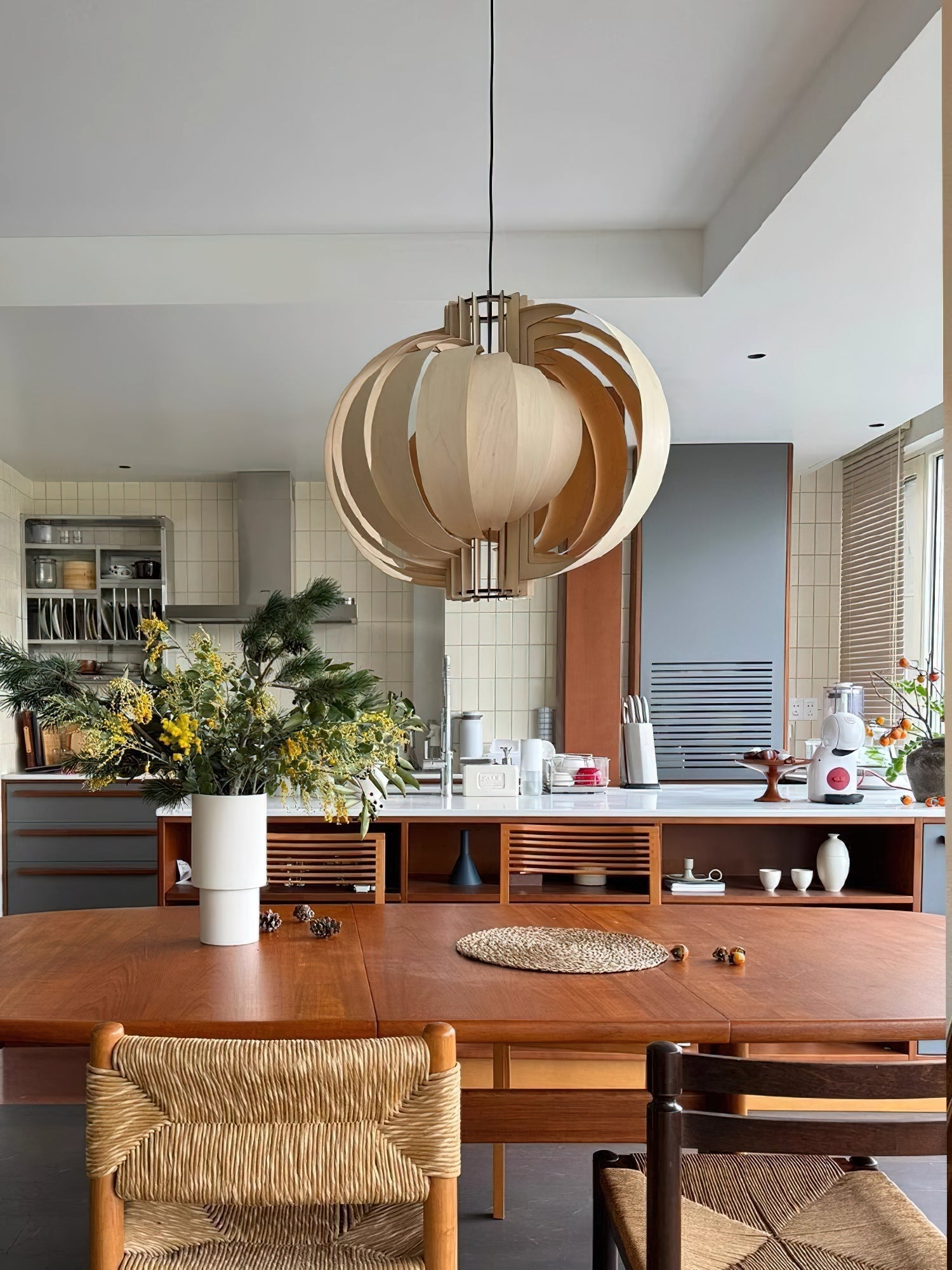 saturn-ring-pendant-light-anzaz--31