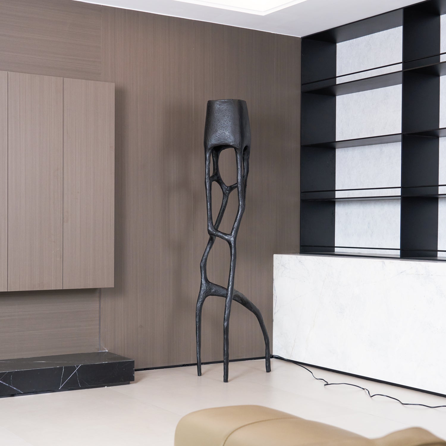 gothic-sculpture-floor-lamp-anzaz--21