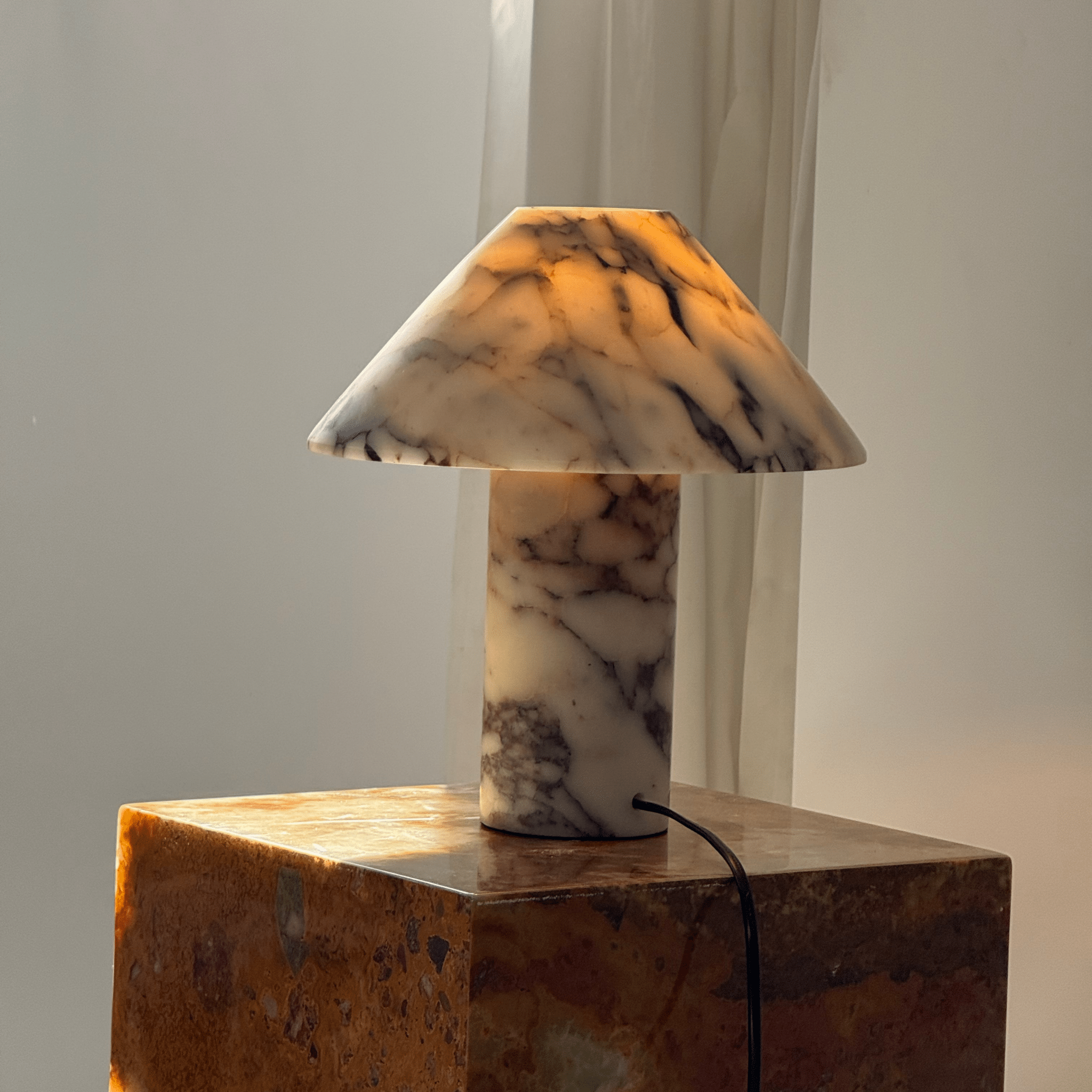 marbelle-onyx-table-lamp-anzaz--38