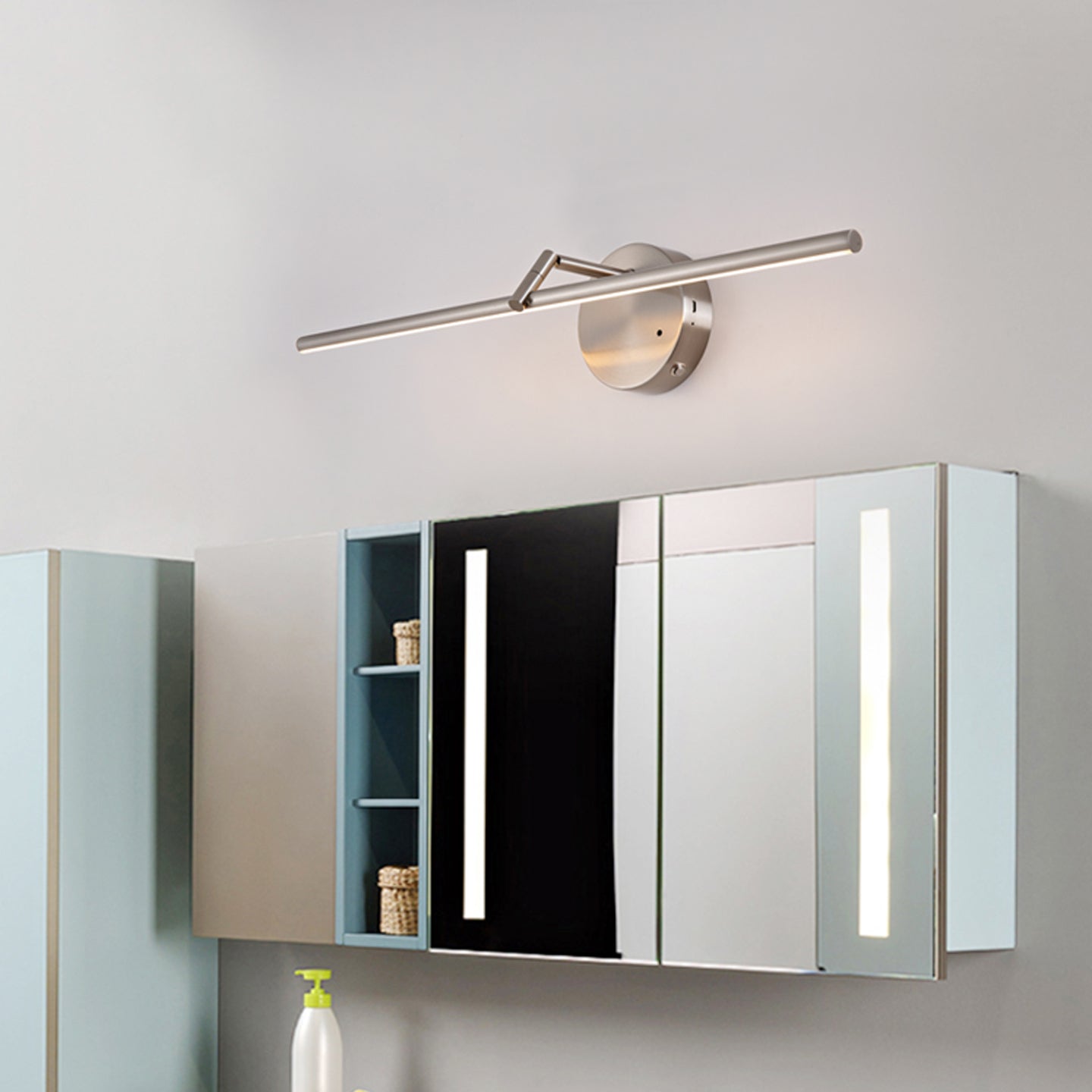 galleria-slim-gold-wall-light-anzaz-Black-5