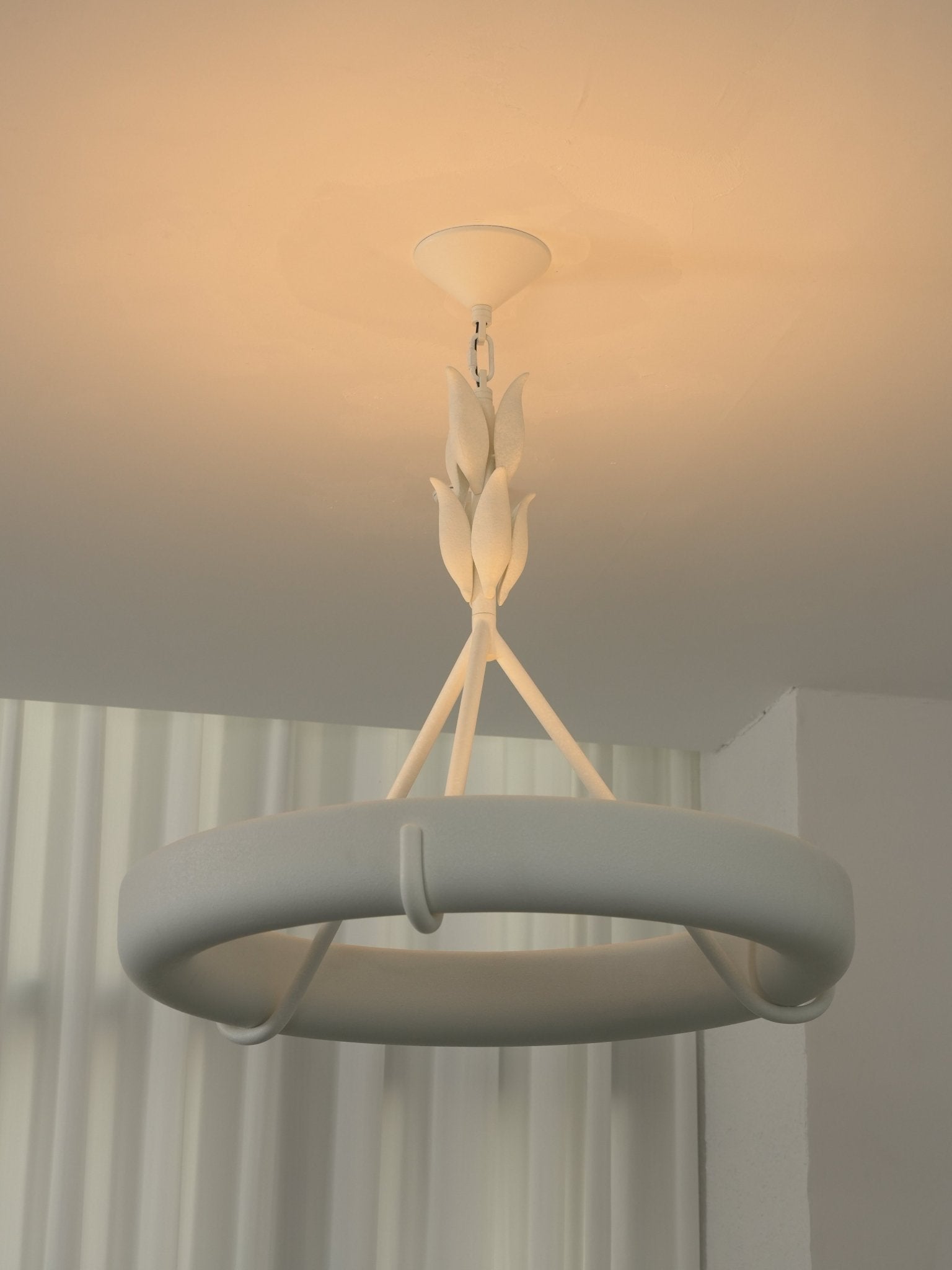 alta-plaster-chandelier-anzaz--67