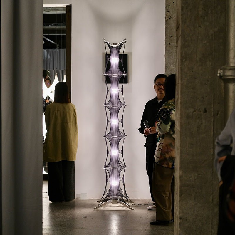 noir-mesh-tower-floor-lamp-anzaz--5