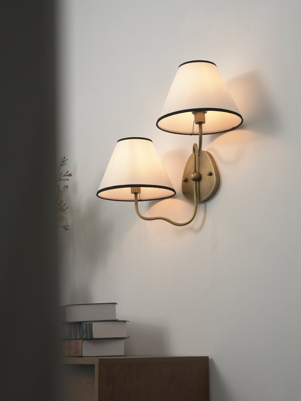 clara-double-wall-sconce-anzaz--8