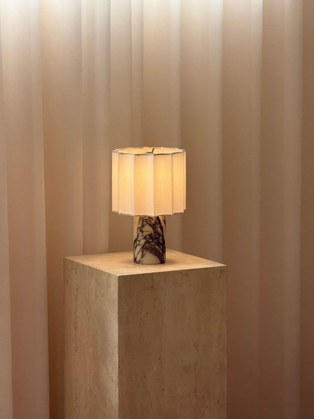 orbis-veil-table-lamp-anzaz--23