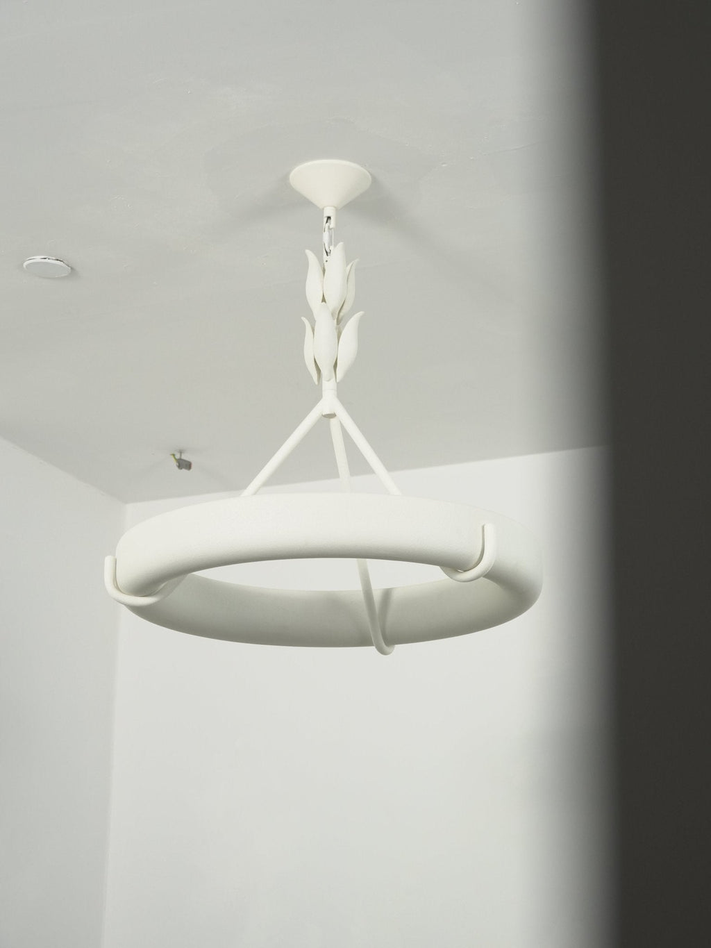 alta-plaster-chandelier-anzaz--66