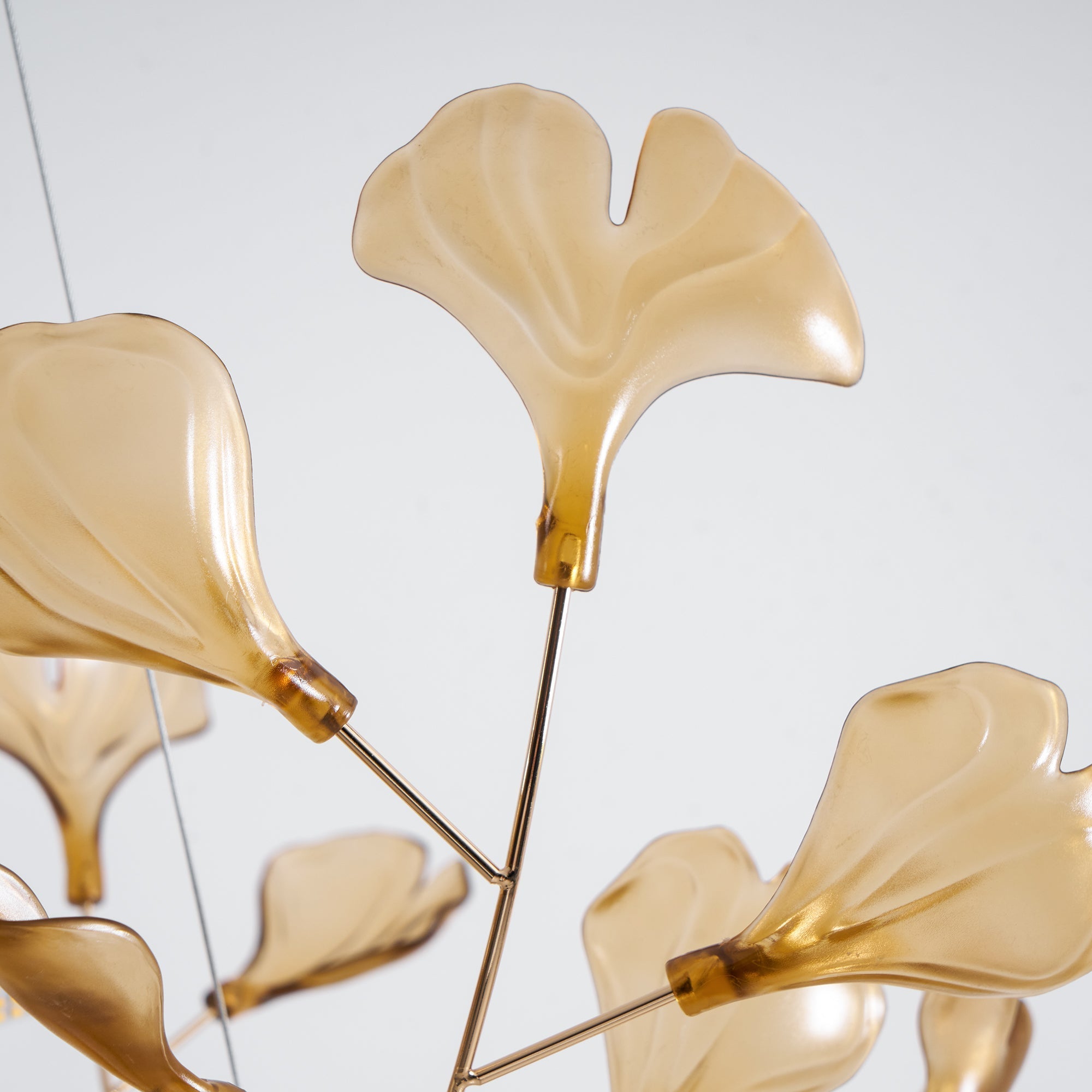acrylic-ginkgo-leaf-chandelier-anzaz--66