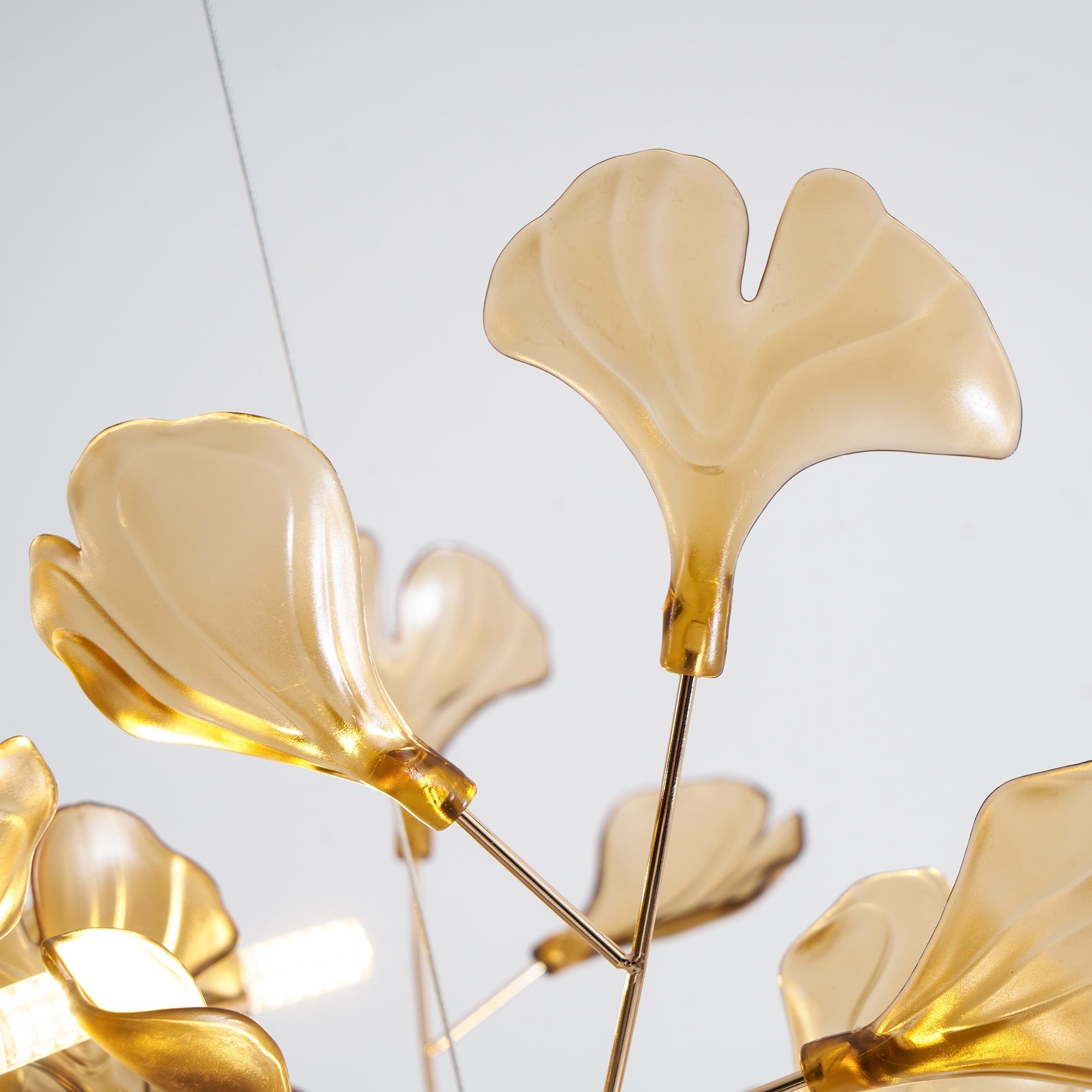 acrylic-ginkgo-leaf-chandelier-anzaz--69