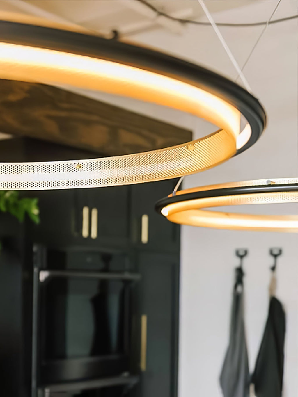 acrylic-led-round-chandelier-anzaz--18