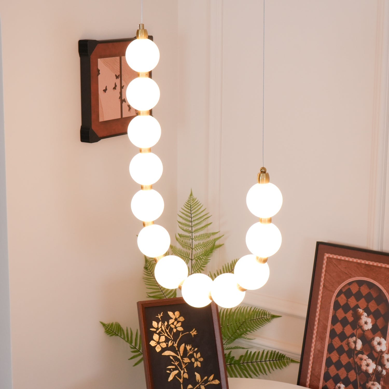 pearl-necklace-chandelier-anzaz--61