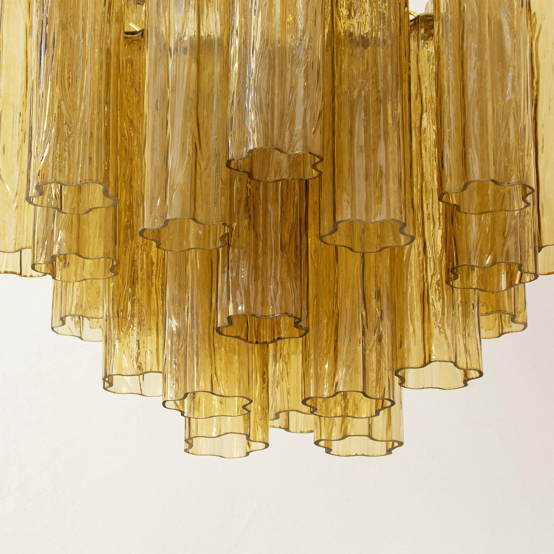 addis-tubes-chandelier-anzaz--4