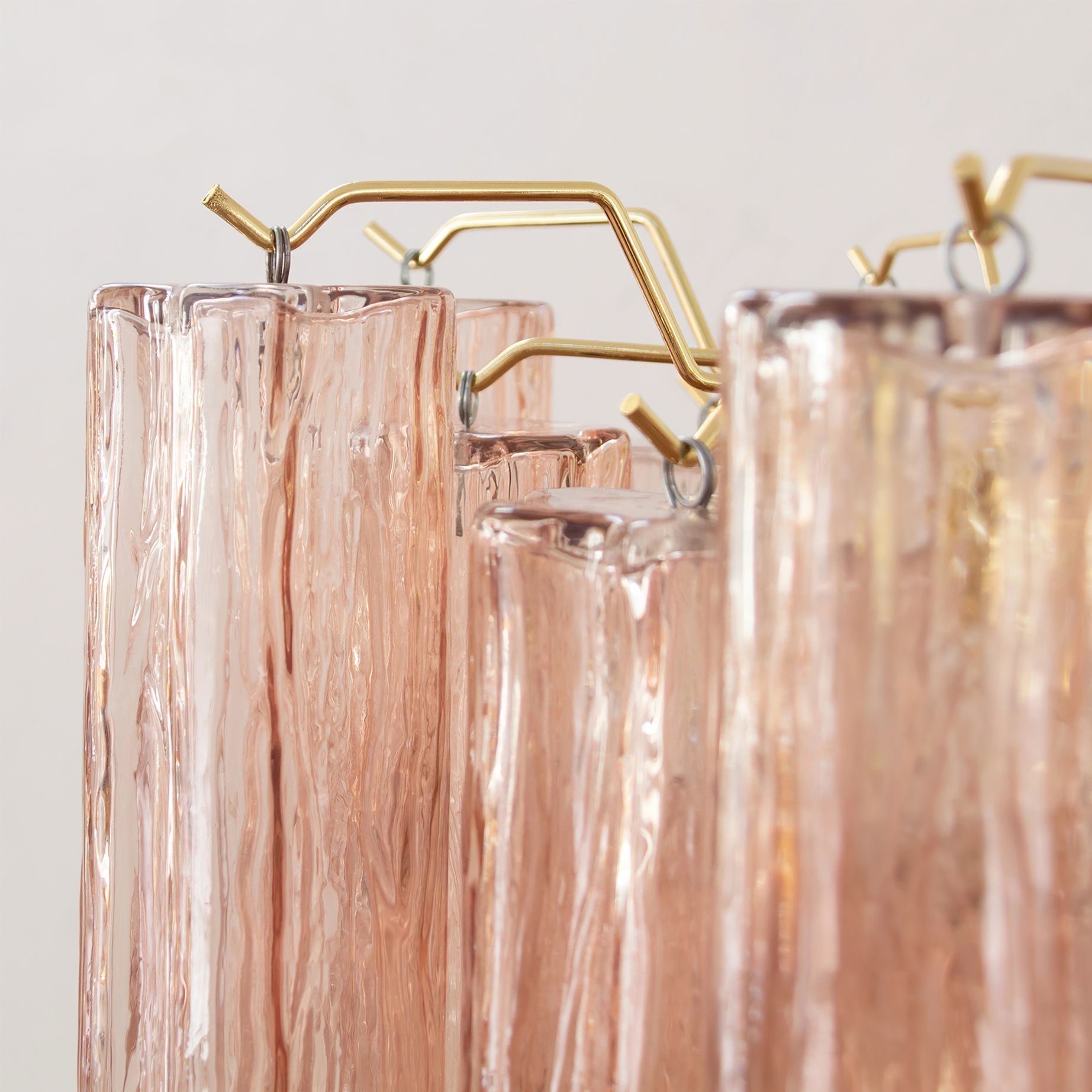 addis-tubes-chandelier-anzaz--5