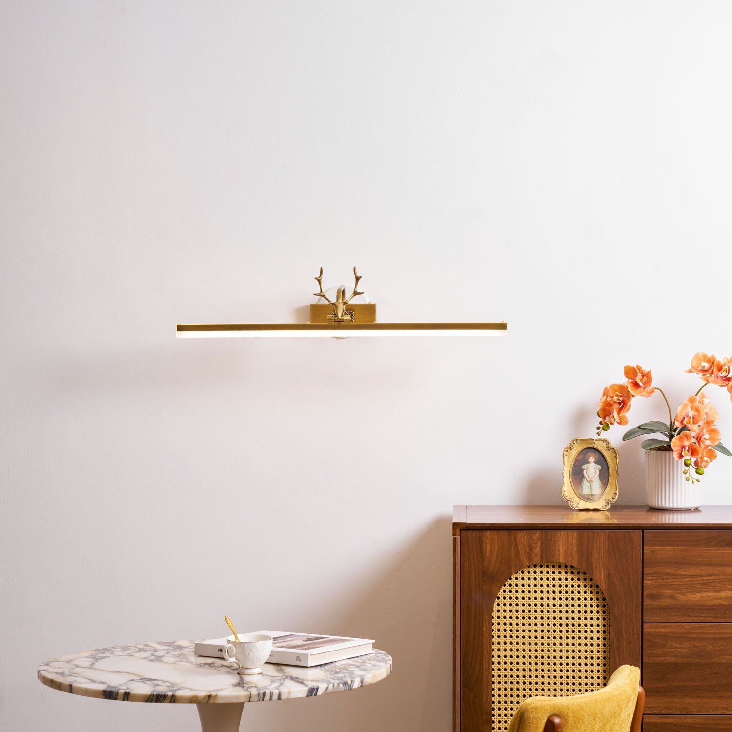 adelaide-antler-wall-lamp-anzaz--48