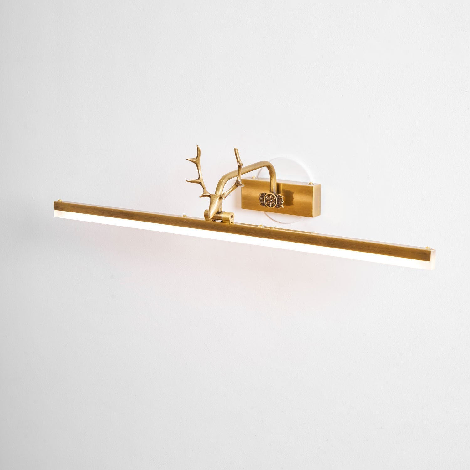 adelaide-antler-wall-lamp-anzaz--53