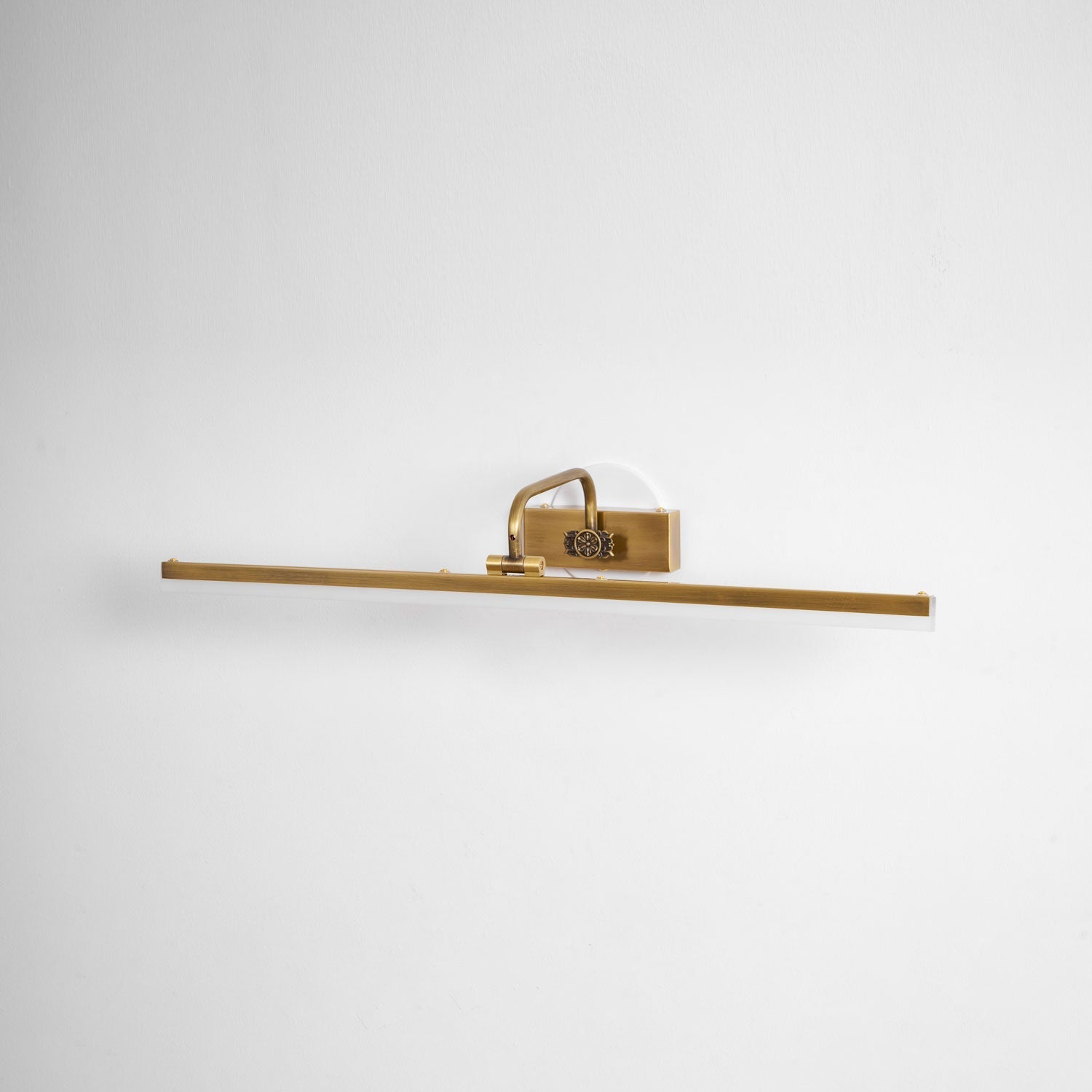 adelaide-antler-wall-lamp-anzaz--34