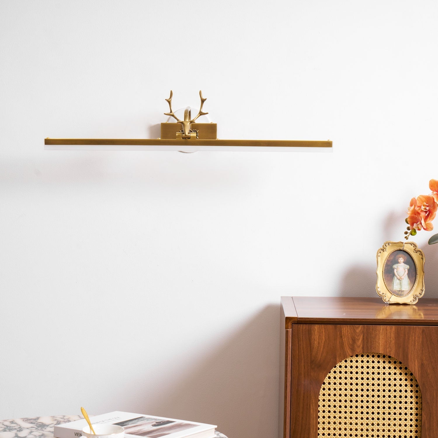 adelaide-antler-wall-lamp-anzaz--40