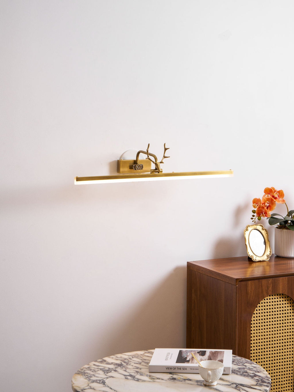 adelaide-antler-wall-lamp-anzaz--46