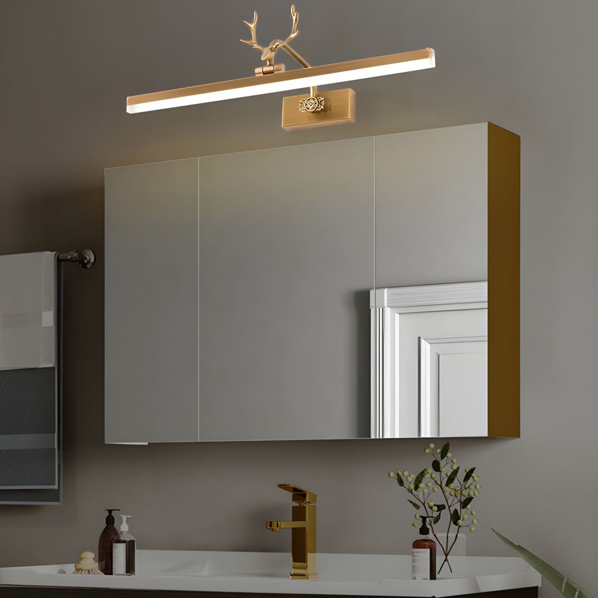 adelaide-antler-wall-lamp-anzaz--9