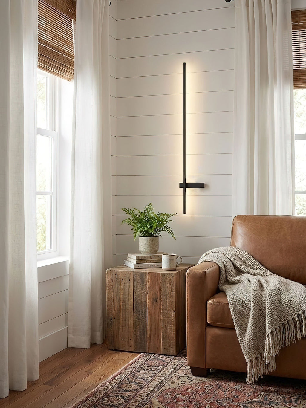 adeline-linear-sconce-anzaz-Black-5