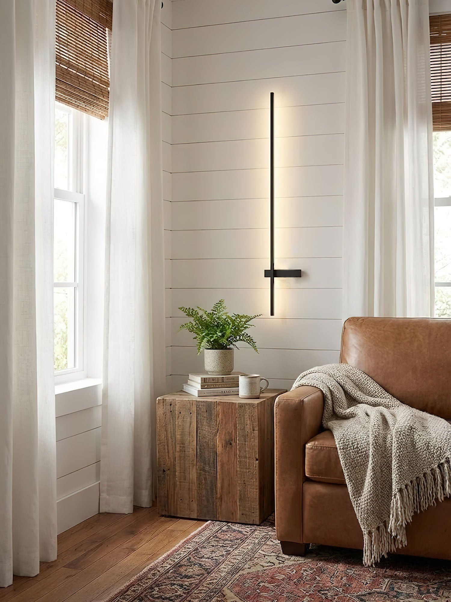 adeline-linear-sconce-anzaz-Black-5