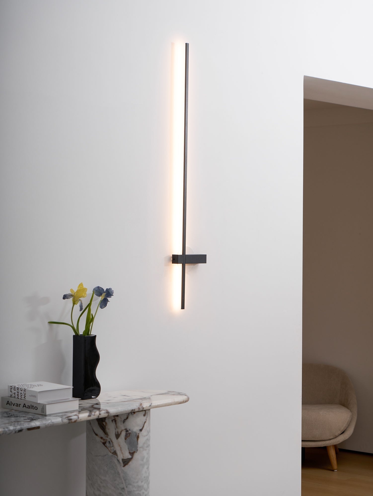 adeline-linear-sconce-anzaz-Black-10
