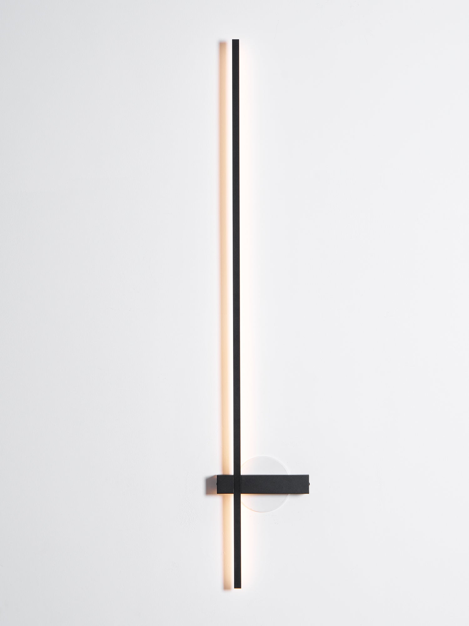 adeline-linear-sconce-anzaz--33